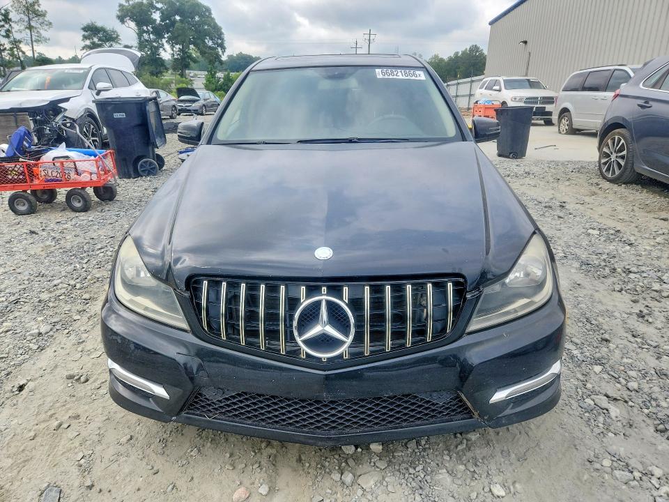 66821866 :رقم المزاد ، WDDGF4HB8CR191067 vin ، 2012 Mercedes-benz C مزاد بيع