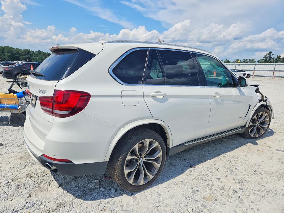 65138466 :رقم المزاد ، 5UXKR2C37H0X04240 vin ، 2017 Bmw X5 مزاد بيع