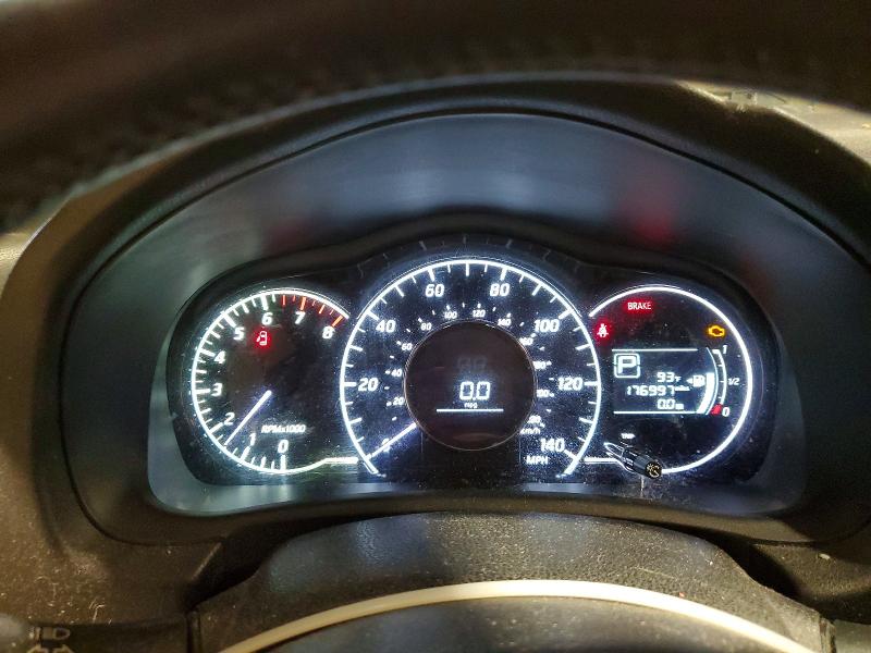 63949796 :رقم المزاد ، 3N1CE2CP8FL421739 vin ، 2015 Nissan Versa Note مزاد بيع