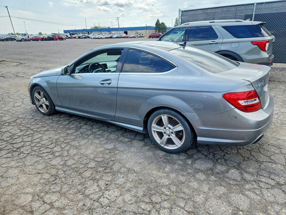 Продаж на аукціоні авто 2013 Mercedes-benz C, vin: WDDGJ4HB6DF967715, номер лоту: 65960136