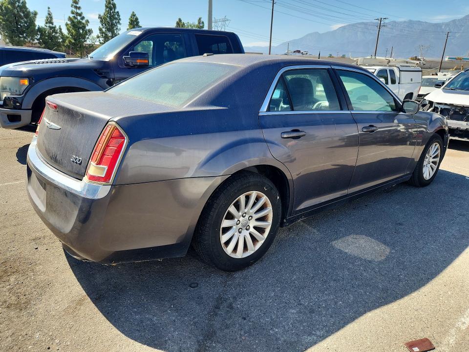 Продажа на аукционе авто 2013 Chrysler 300, vin: 2C3CCAAG3DH561241, номер лота: 66390676