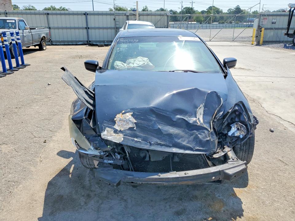 2003 Honda Accord მანქანა იყიდება აუქციონზე, vin: 1HGCM56693A115240, აუქციონის ნომერი: 65288496