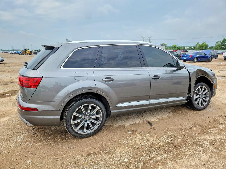 Продаж на аукціоні авто 2017 Audi Q7, vin: WA1LAAF70HD053493, номер лоту: 63594996