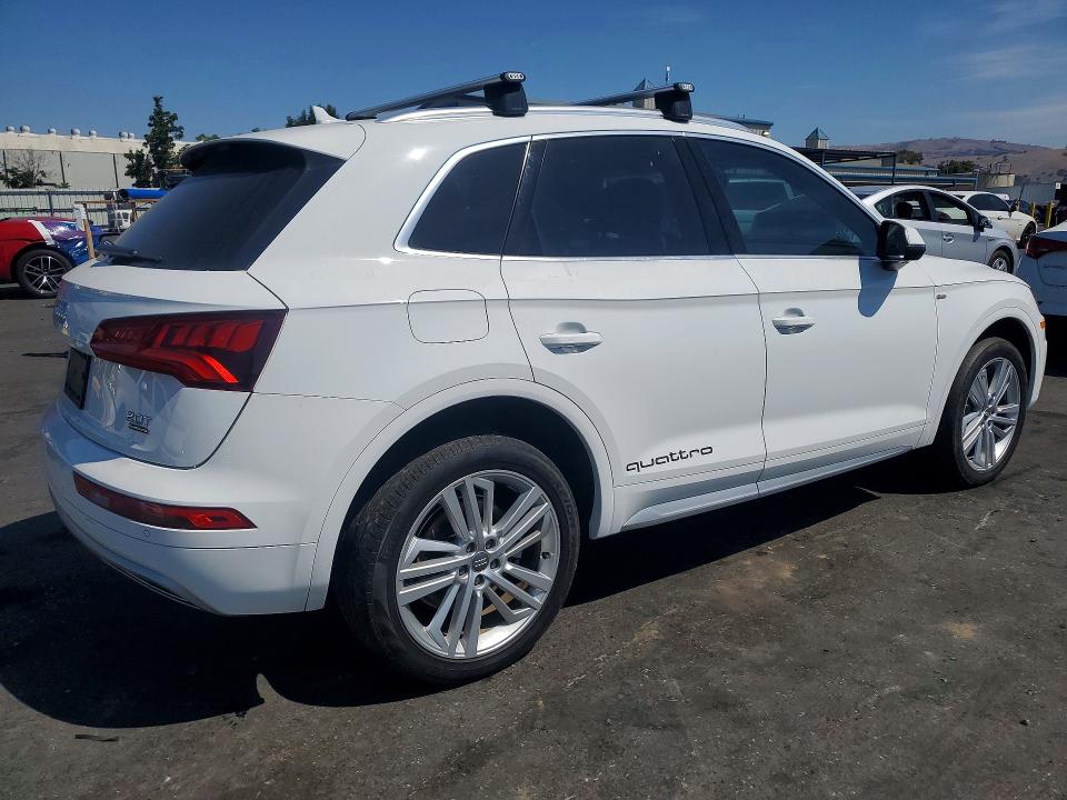 64289586 :رقم المزاد ، WA1BNAFY4J2245543 vin ، 2018 Audi Q5 مزاد بيع