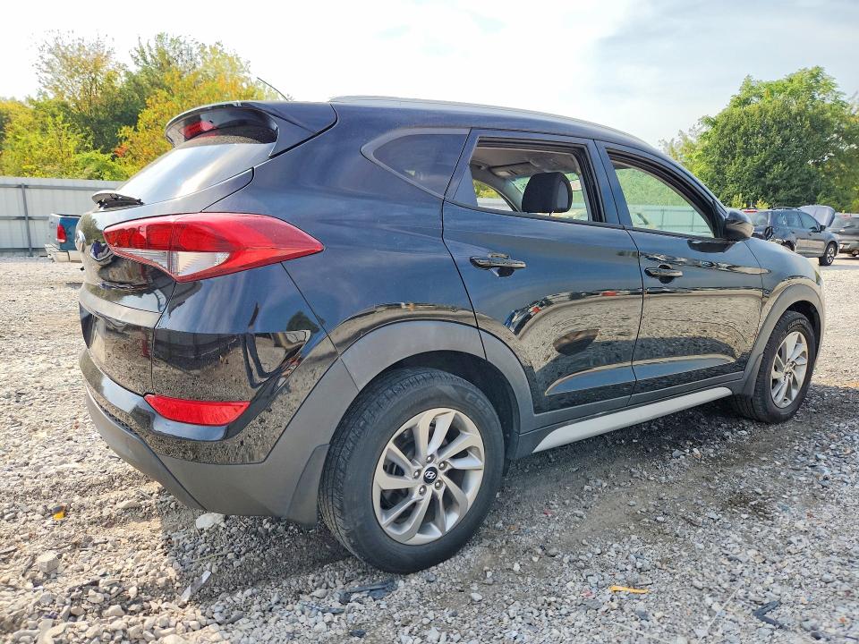 2017 Hyundai Tucson მანქანა იყიდება აუქციონზე, vin: KM8J33A45HU443694, აუქციონის ნომერი: 66296336