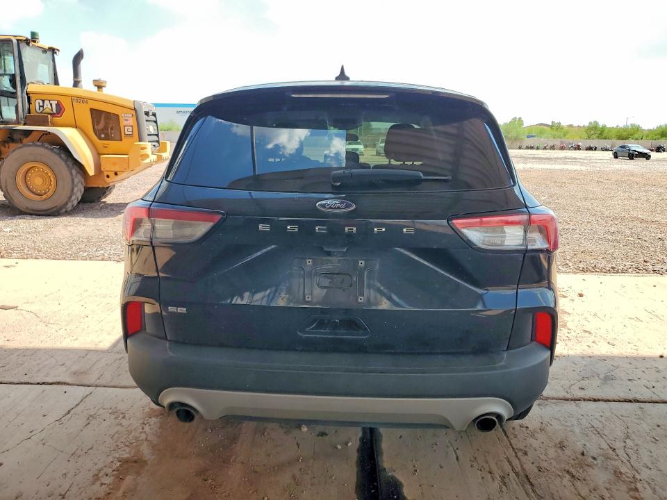 64849446 :رقم المزاد ، 1FMCU0G66NUB84626 vin ، 2022 Ford Escape مزاد بيع