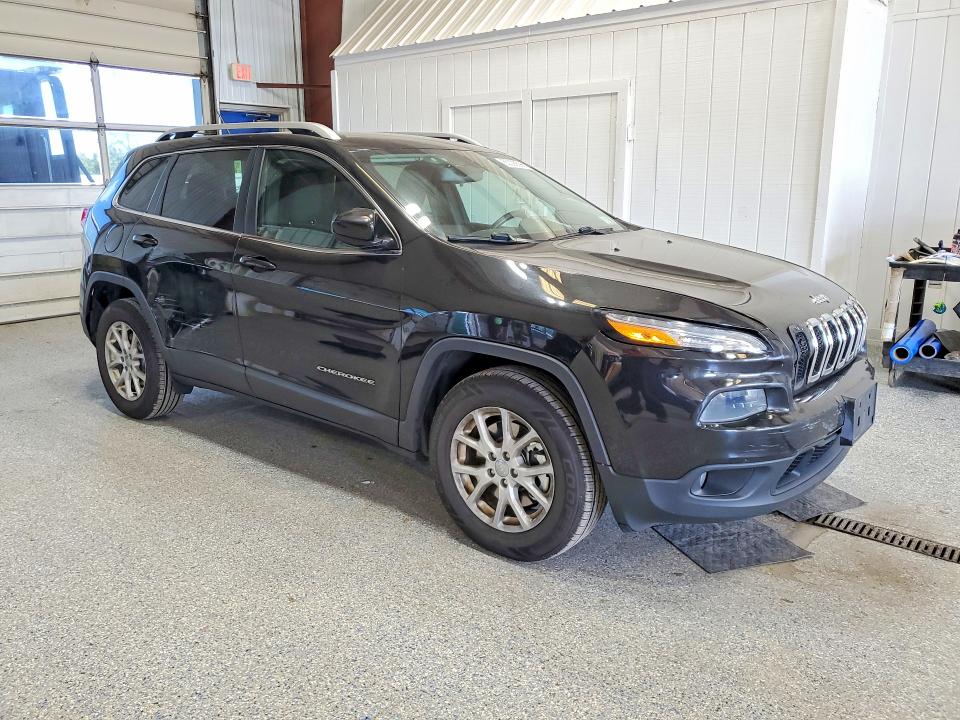 65326596 :رقم المزاد ، 1C4PJMCB0FW792740 vin ، 2015 Jeep Cherokee مزاد بيع