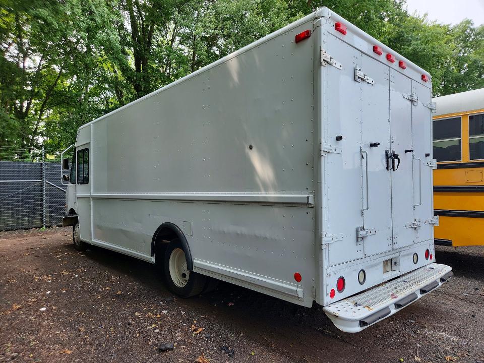 2004 Freightliner Mt45 Chassis მანქანა იყიდება აუქციონზე, vin: 4UZAANCP74CM43382, აუქციონის ნომერი: 62080646