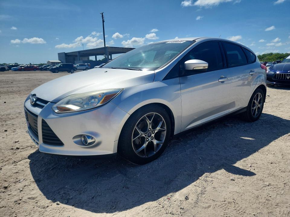 2014 Ford Focus მანქანა იყიდება აუქციონზე, vin: 1FADP3K25EL251895, აუქციონის ნომერი: 64888096