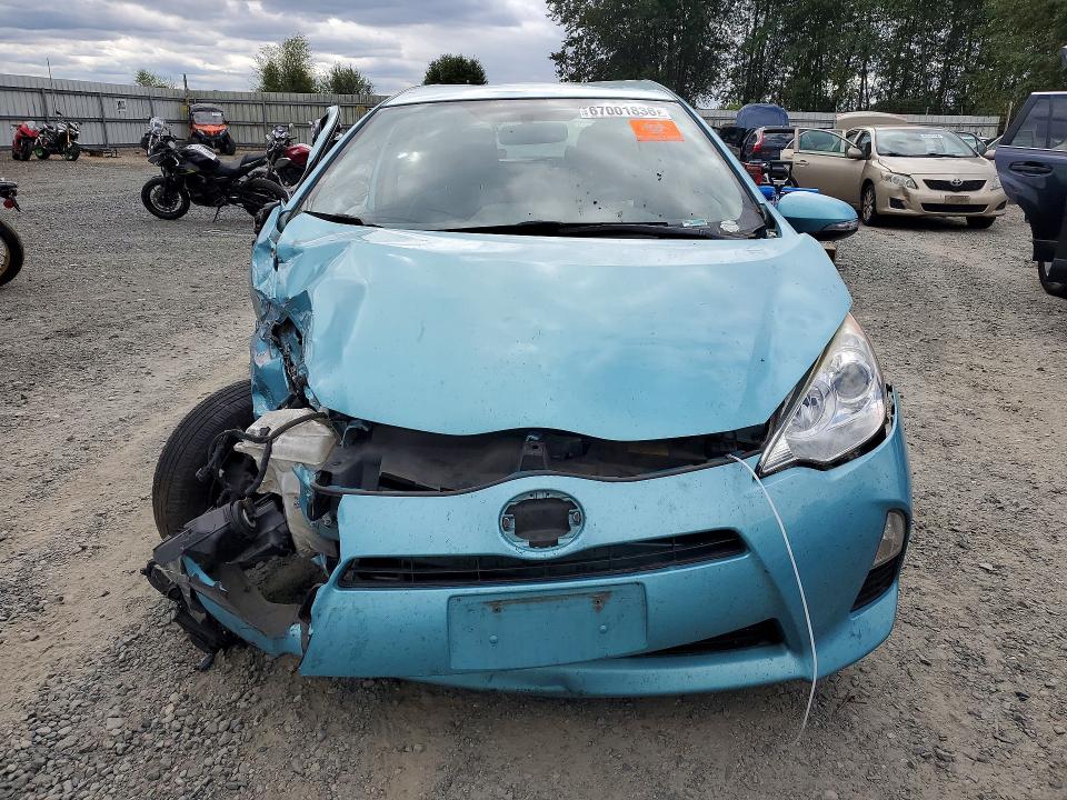 Продажа на аукционе авто 2014 Toyota Prius C, vin: JTDKDTB34E1077767, номер лота: 67001836