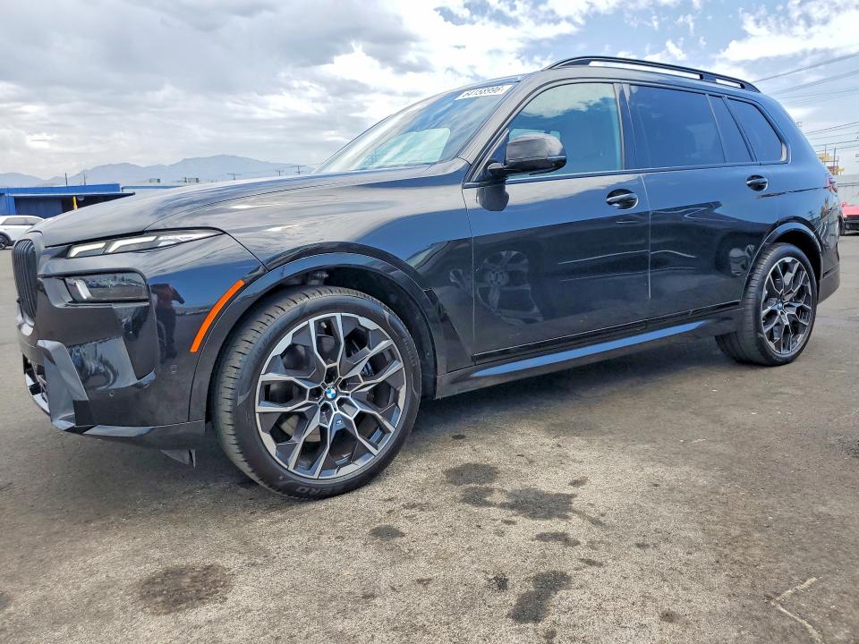 64158996 :رقم المزاد ، 5UX23EM05S9W26471 vin ، 2025 Bmw X7 مزاد بيع