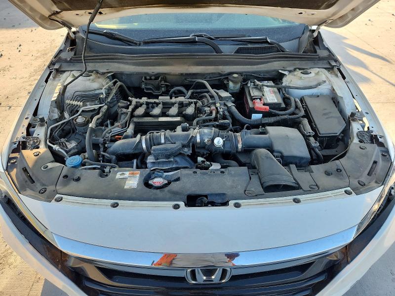 Продаж на аукціоні авто 2018 Honda Accord, vin: 1HGCV1F50JA137038, номер лоту: 62840396