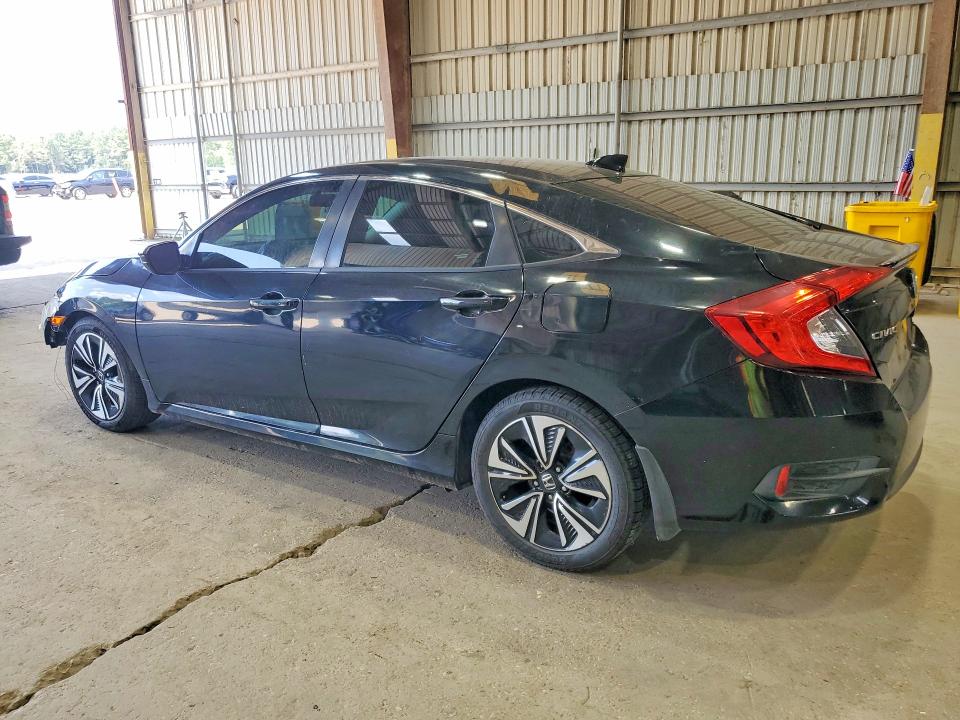 66480866 :رقم المزاد ، 19XFC1F35HE004377 vin ، 2017 Honda Civic مزاد بيع