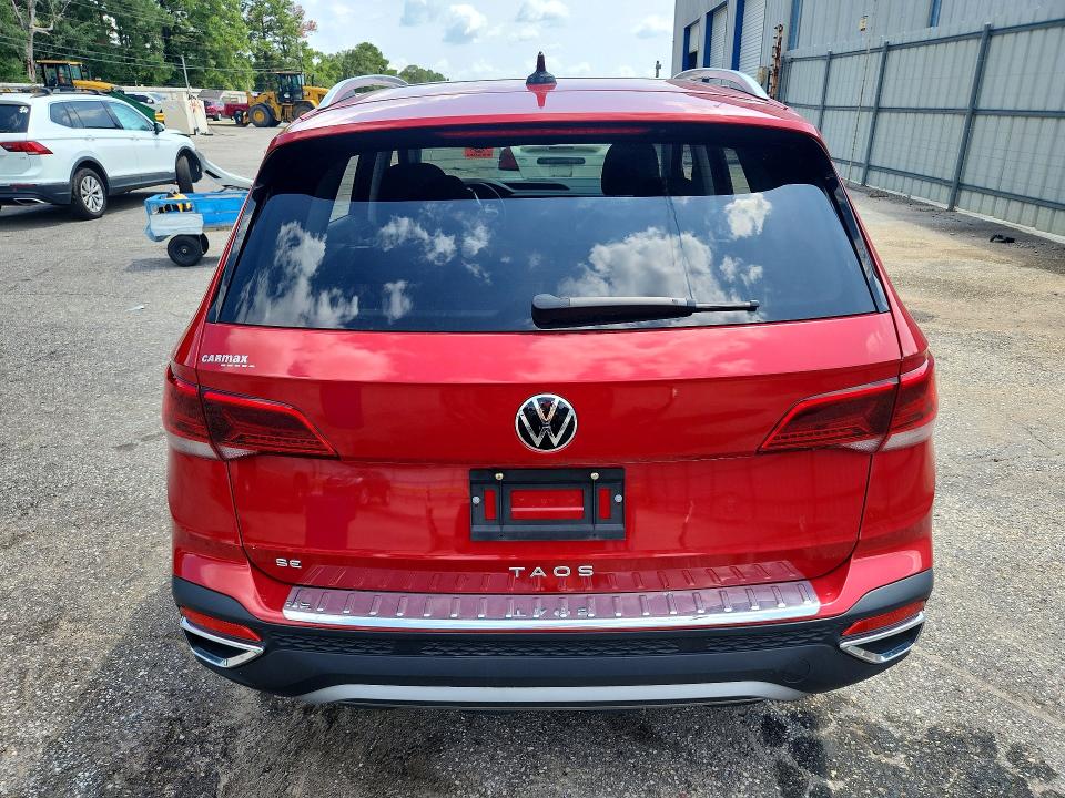 65633106 :رقم المزاد ، 3VVEX7B22PM322995 vin ، 2023 Volkswagen Taos مزاد بيع