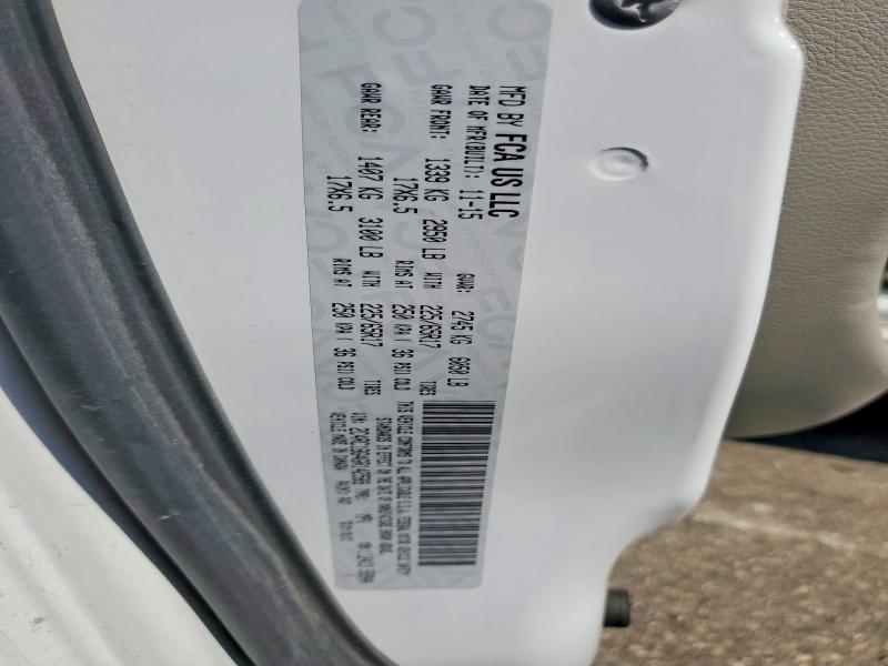 63754836 :رقم المزاد ، 2C4RC1BG4GR142589 vin ، 2016 Chrysler Town & Country مزاد بيع