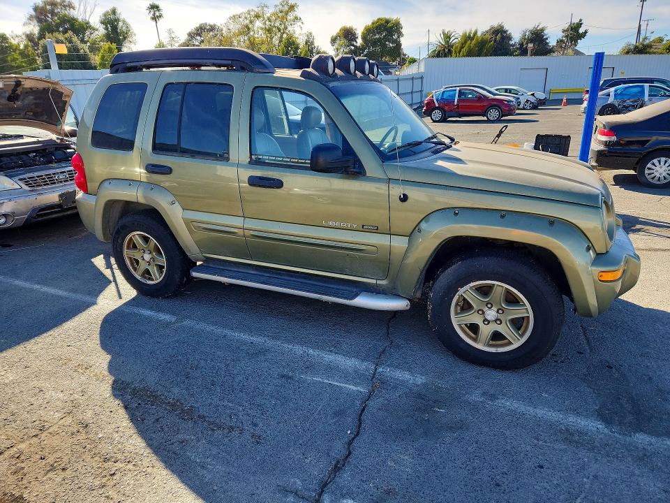 2003 Jeep Liberty მანქანა იყიდება აუქციონზე, vin: 1J4GL38K13W554382, აუქციონის ნომერი: 65594166