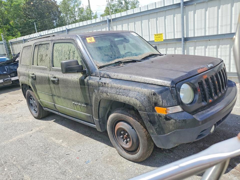 63262786 :رقم المزاد ، 1C4NJPBA0FD362008 vin ، 2015 Jeep Patriot مزاد بيع