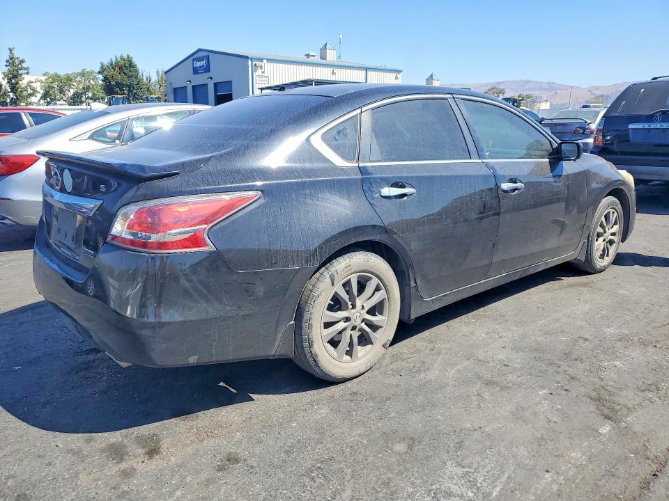 65604346 :رقم المزاد ، 1N4AL3APXFC464483 vin ، 2015 Nissan Altima مزاد بيع