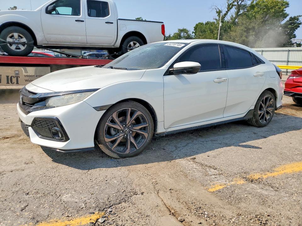 Продаж на аукціоні авто 2018 Honda Civic, vin: SHHFK7H95JU225662, номер лоту: 64318746