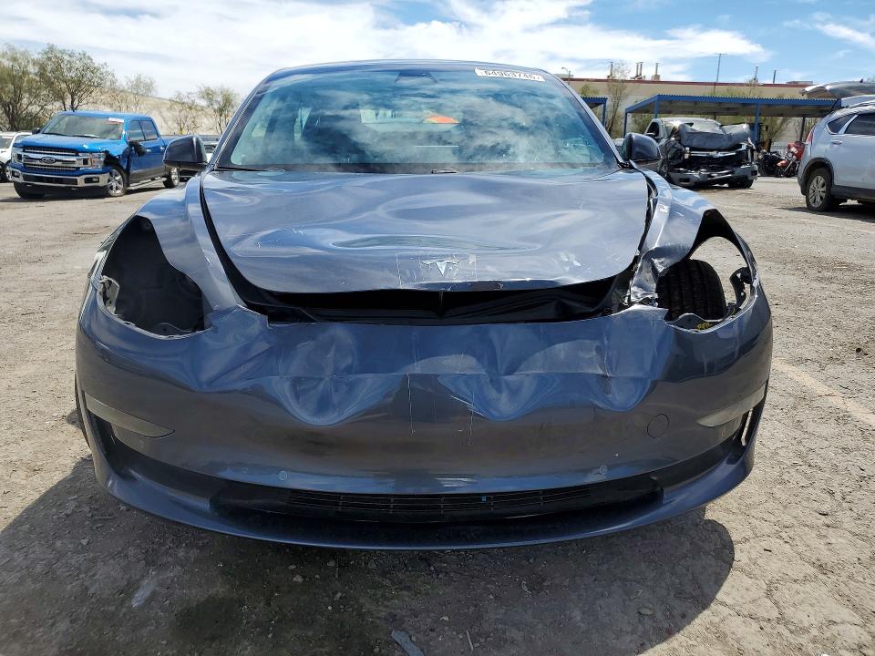 64963746 :رقم المزاد ، 5YJ3E1EA0MF072085 vin ، 2021 Tesla Model 3 مزاد بيع
