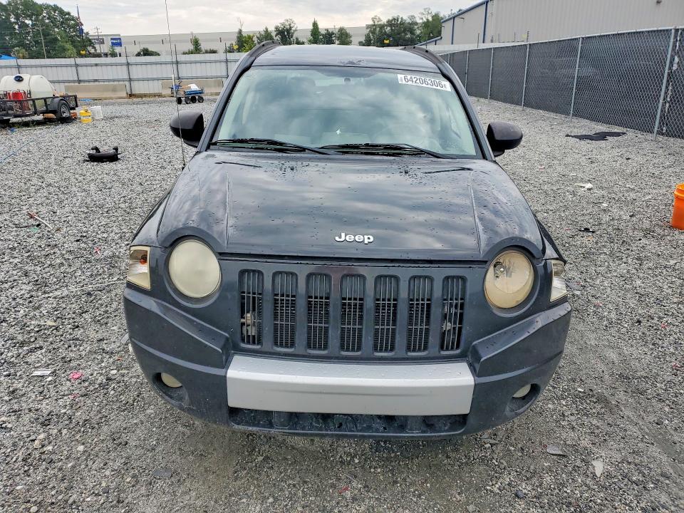 64206306 :رقم المزاد ، 1J8FT57W17D209347 vin ، 2007 Jeep Compass مزاد بيع