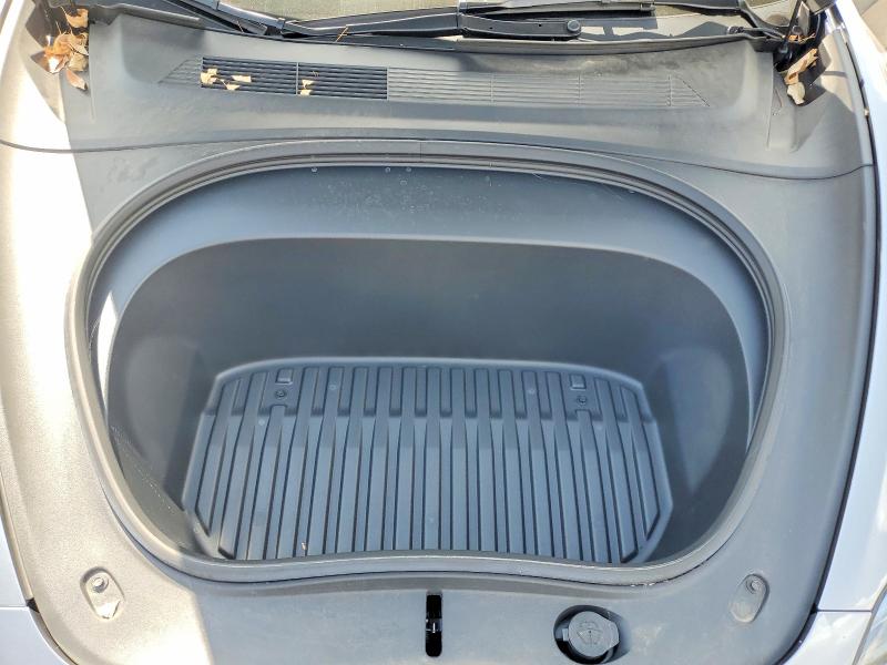 64849806 :رقم المزاد ، 5YJ3E1EA8SF896476 vin ، 2025 Tesla Model 3 مزاد بيع