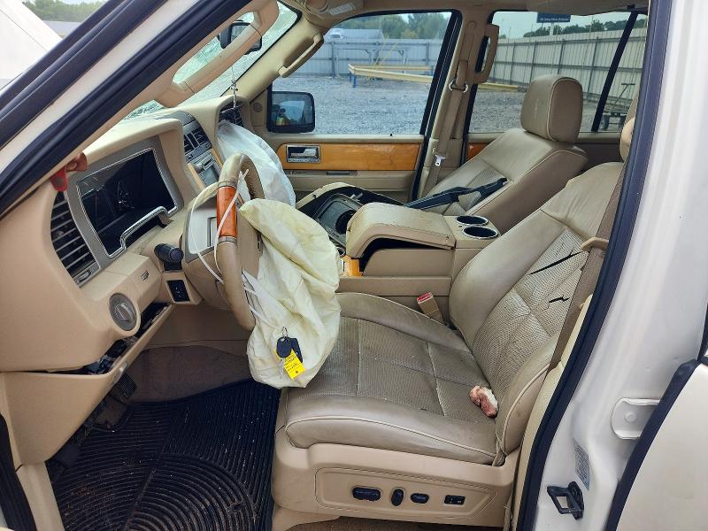 2008 Lincoln Navigator მანქანა იყიდება აუქციონზე, vin: 5LMFU285X8LJ04377, აუქციონის ნომერი: 63221016