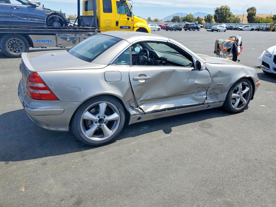 Aukcja sprzedaży 2004 Mercedes-benz Slk, vin: WDBKK65F14F304118, numer aukcji: 65236566