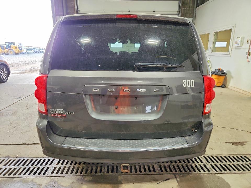 66577726 :رقم المزاد ، 2C4RDGBG1JR312236 vin ، 2018 Dodge Grand Caravan مزاد بيع