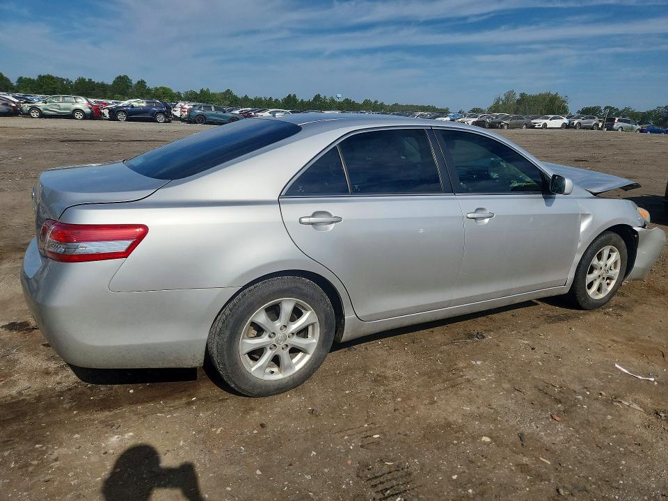 66336966 :رقم المزاد ، 4T4BF3EK6BR170217 vin ، 2011 Toyota Camry مزاد بيع