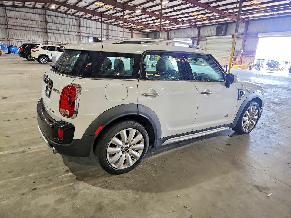 Продажа на аукционе авто 2019 Mini Cooper, vin: WMZYT5C56K3E69483, номер лота: 63154096