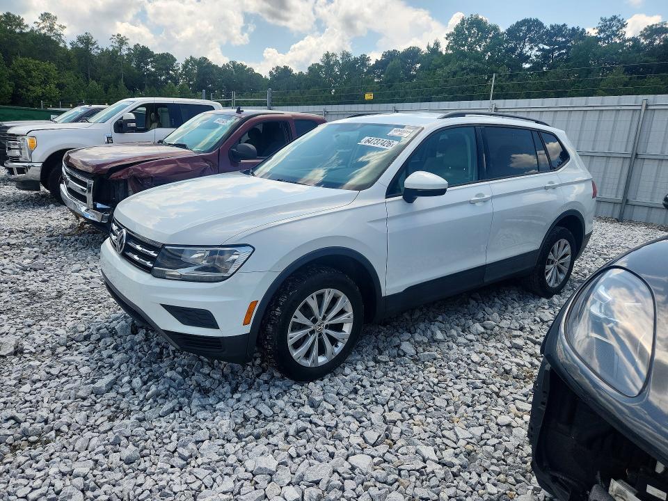 2020 Volkswagen Tiguan მანქანა იყიდება აუქციონზე, vin: 3VV1B7AXXLM145956, აუქციონის ნომერი: 64737426
