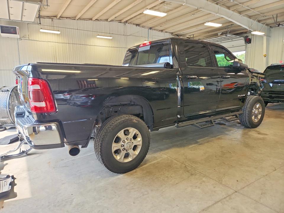 63363386 :رقم المزاد ، 3C6UR5DJ6KG699969 vin ، 2019 Ram 2500 مزاد بيع