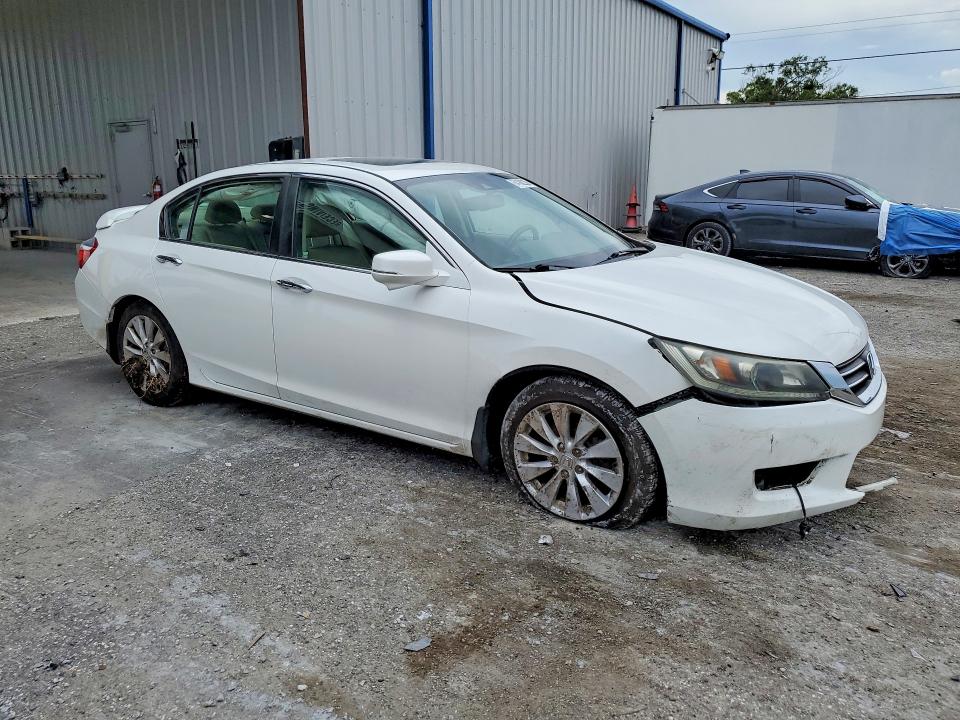 Продажа на аукционе авто 2015 Honda Accord, vin: 1HGCR2F80FA007921, номер лота: 64100256