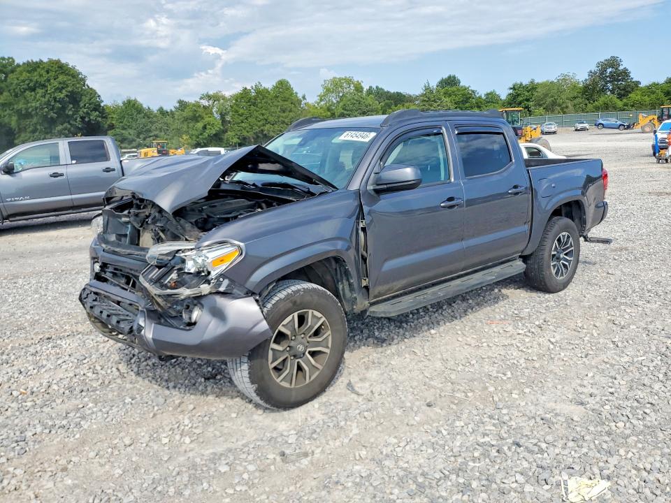 61454946 :رقم المزاد ، 5TFCZ5AN8MX277552 vin ، 2021 Toyota Tacoma مزاد بيع