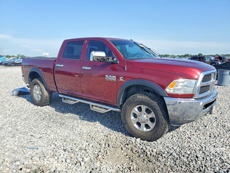 66580306 :رقم المزاد ، 3C6UR5CL4JG160607 vin ، 2018 Ram 2500 مزاد بيع