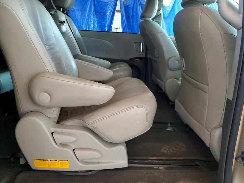 2013 Toyota Sienna მანქანა იყიდება აუქციონზე, vin: 5TDYK3DC6DS404703, აუქციონის ნომერი: 63640276
