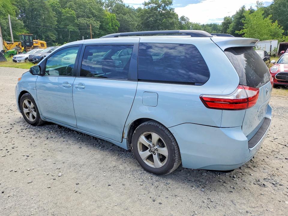 64058096 :رقم المزاد ، 5TDKK3DC3FS536889 vin ، 2015 Toyota Sienna مزاد بيع