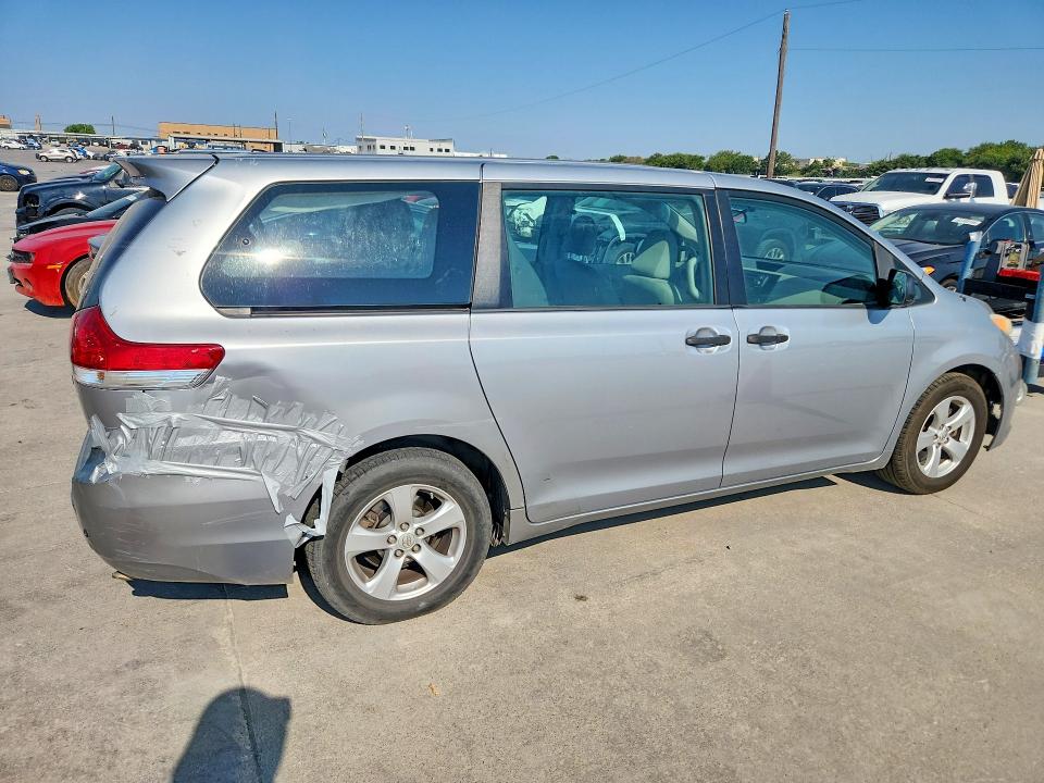 Продажа на аукционе авто 2014 Toyota Sienna, vin: 5TDZK3DC9ES408024, номер лота: 63411346
