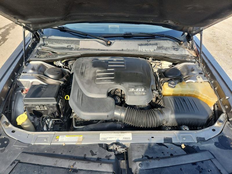 64496196 :رقم المزاد ، 2B3CJ4DG0BH602373 vin ، 2011 Dodge Challenger مزاد بيع