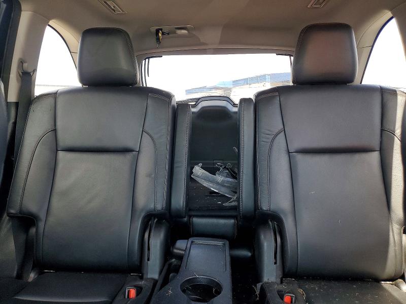 64921036 :رقم المزاد ، 5TDKZRFH6HS223751 vin ، 2017 Toyota Highlander مزاد بيع