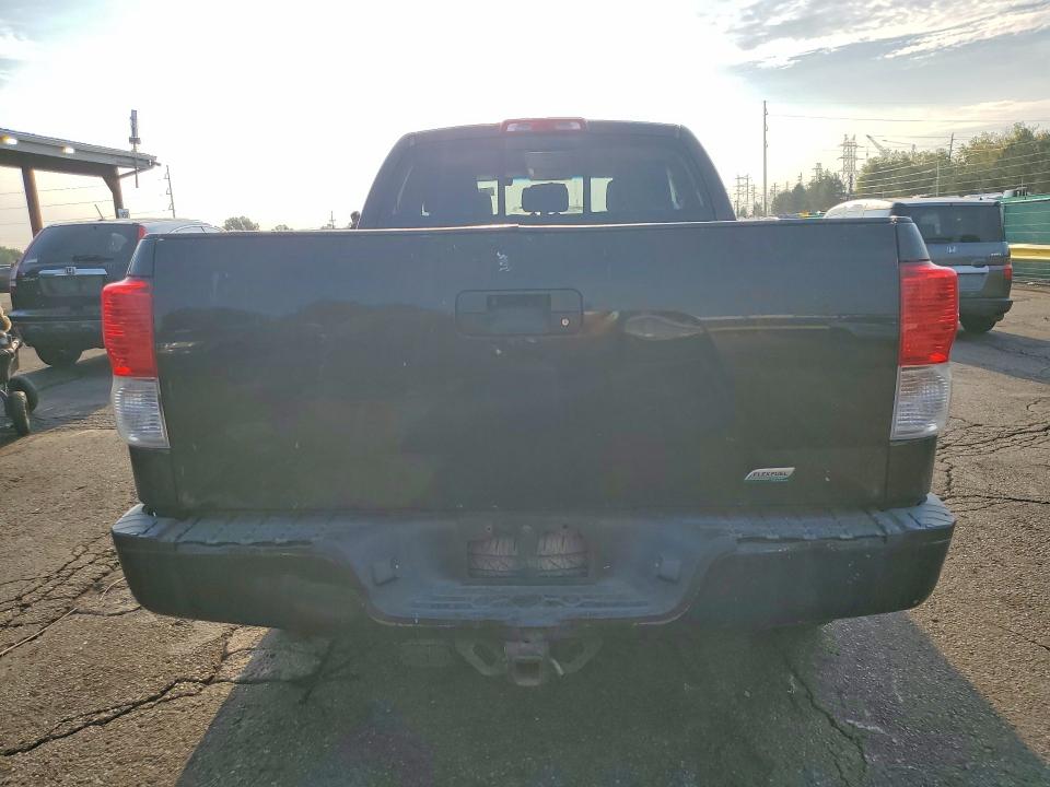 Продаж на аукціоні авто 2011 Toyota Tundra, vin: 5TFUW5F12BX165152, номер лоту: 64805616