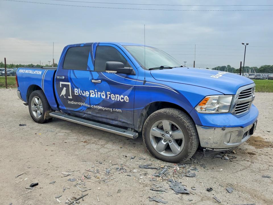 63940196 :رقم المزاد ، 1C6RR7LG2JS140997 vin ، 2018 Ram 1500 مزاد بيع