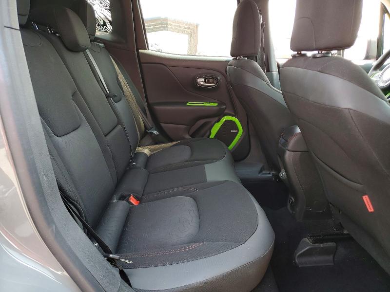 64010906 :رقم المزاد ، ZACNJBC18LPL40088 vin ، 2020 Jeep Renegade مزاد بيع