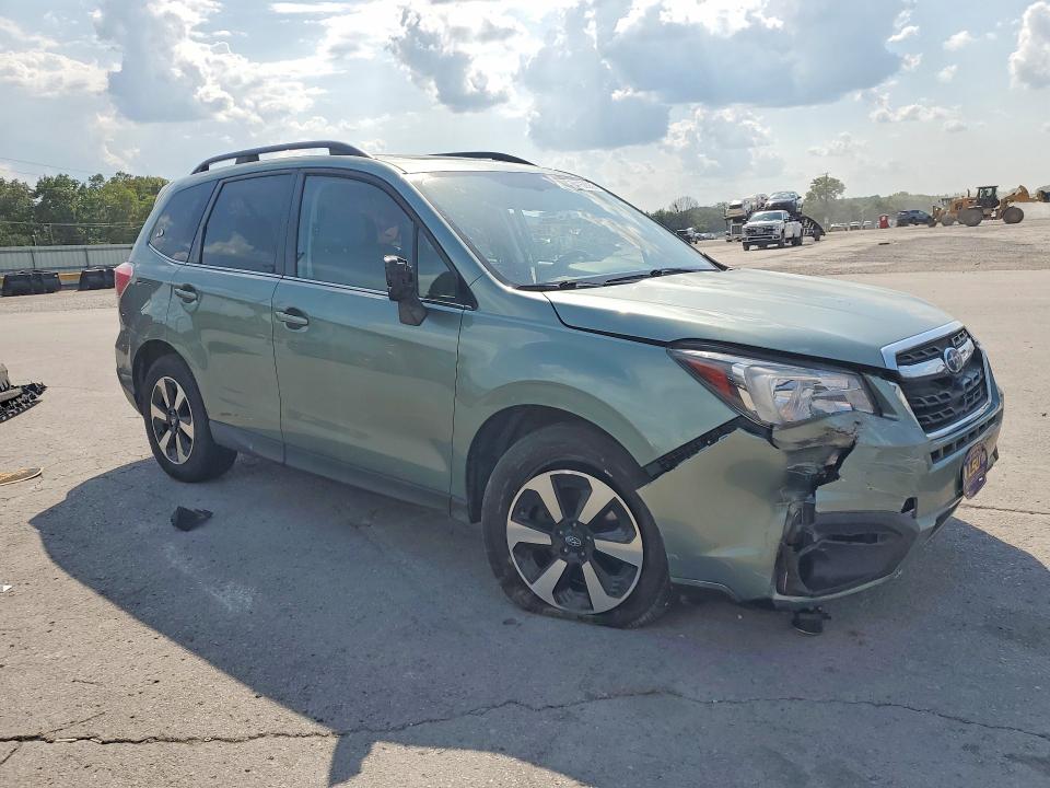 Продаж на аукціоні авто 2018 Subaru Forester, vin: JF2SJAJC1JH413103, номер лоту: 64158536
