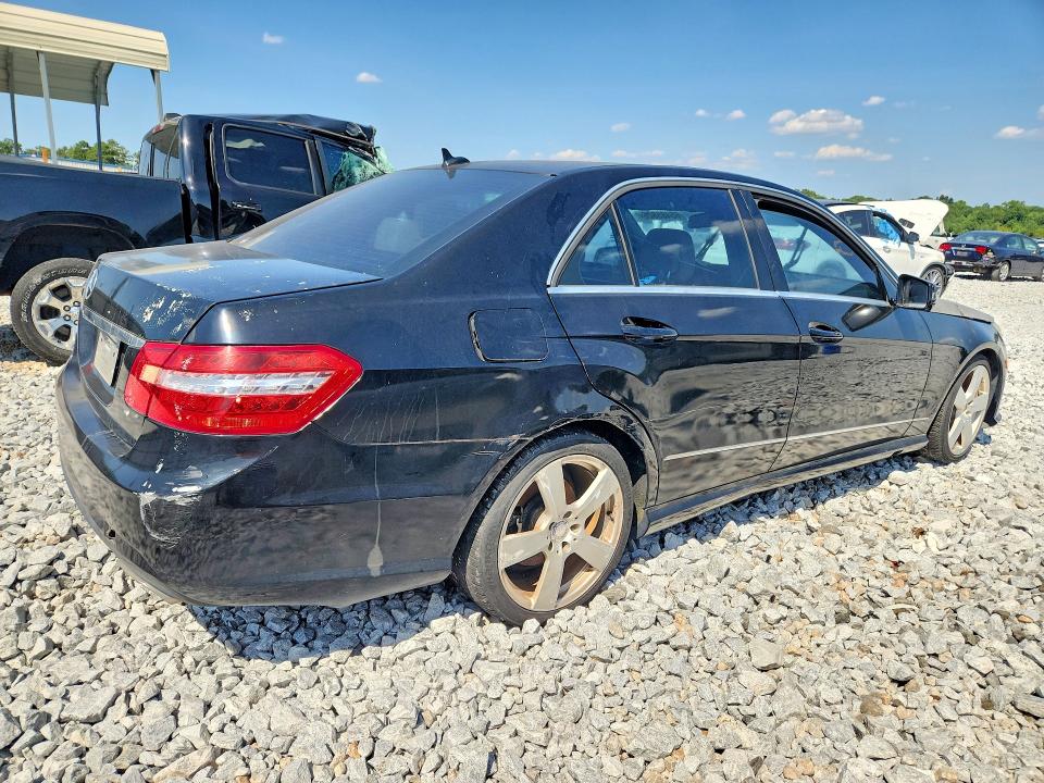 2010 Mercedes-benz E მანქანა იყიდება აუქციონზე, vin: WDDHF5GB3AA096312, აუქციონის ნომერი: 65485826