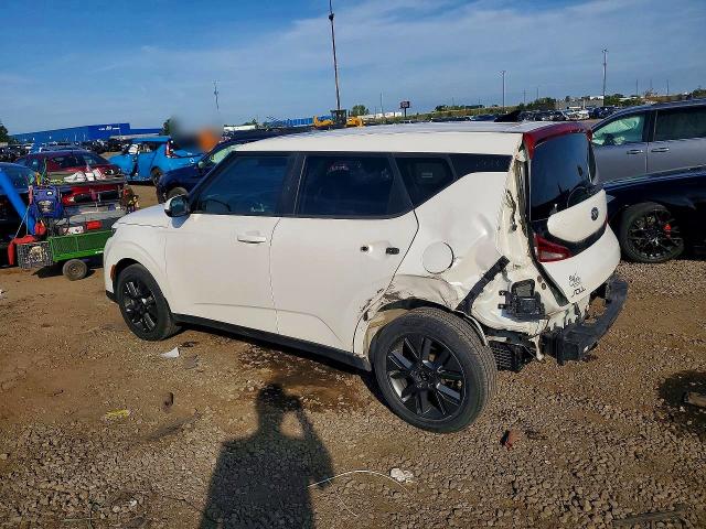 66423246 :رقم المزاد ، KNDJ33AU2M7753878 vin ، 2021 Kia Soul مزاد بيع