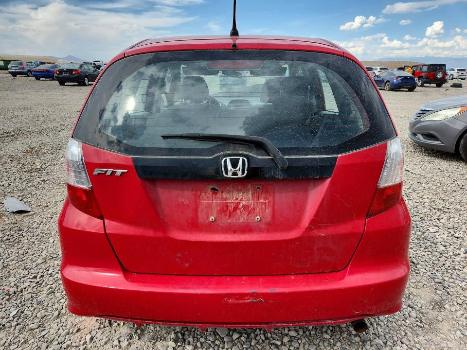 66217376 :رقم المزاد ، JHMGE8G38DC060402 vin ، 2013 Honda Fit مزاد بيع