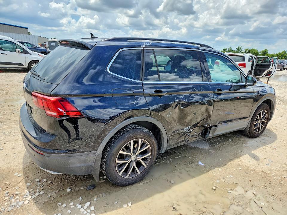 2019 Volkswagen Tiguan მანქანა იყიდება აუქციონზე, vin: 3VV3B7AX1KM153113, აუქციონის ნომერი: 64390636