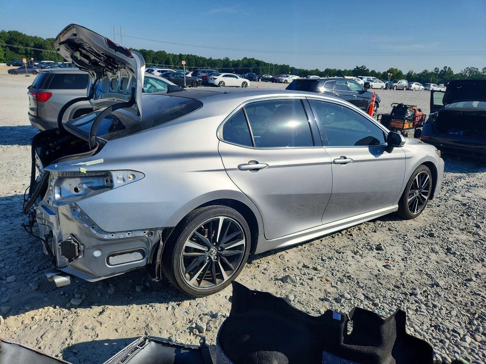 Продаж на аукціоні авто 2019 Toyota Camry, vin: 4T1B61HK4KU740290, номер лоту: 64908866
